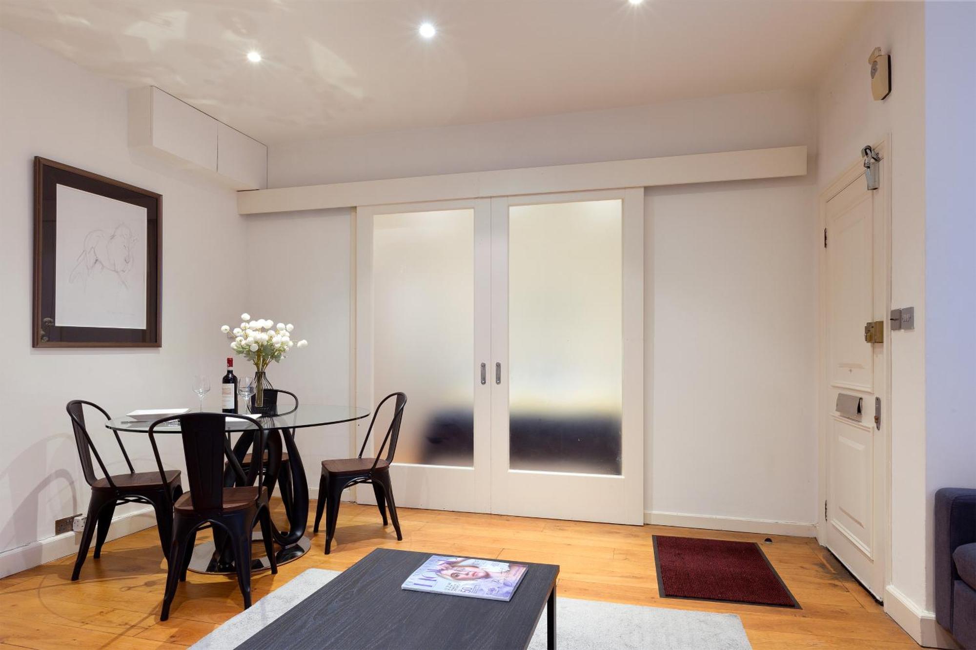 Appartamento Hyde Park - Knightsbridge - Private Entrance Londra