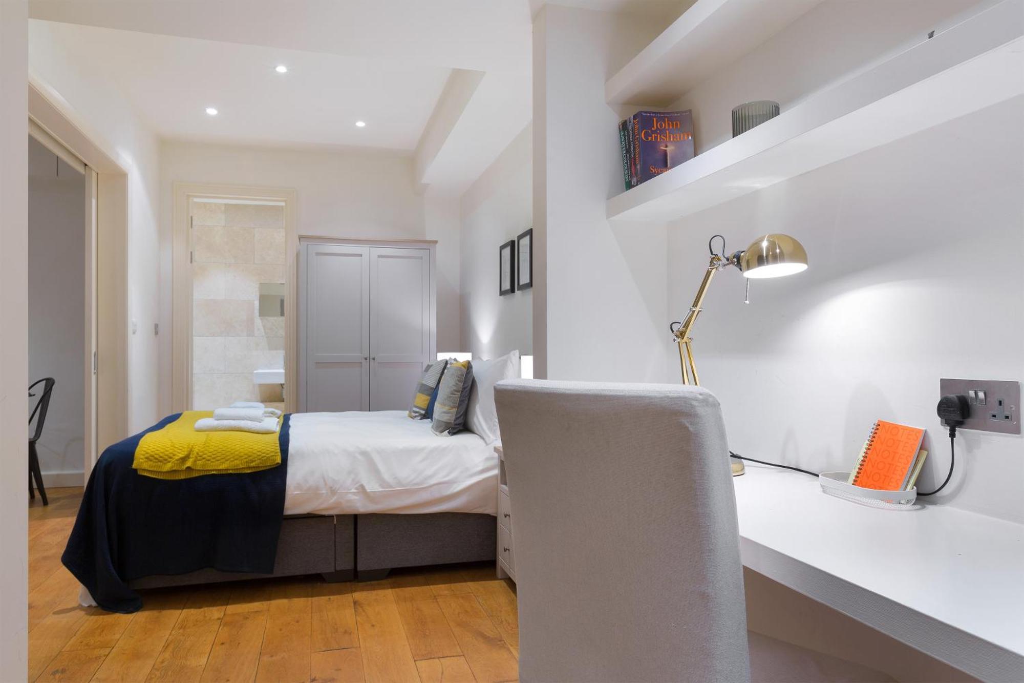 Hyde Park - Knightsbridge - Private Entrance * Londra